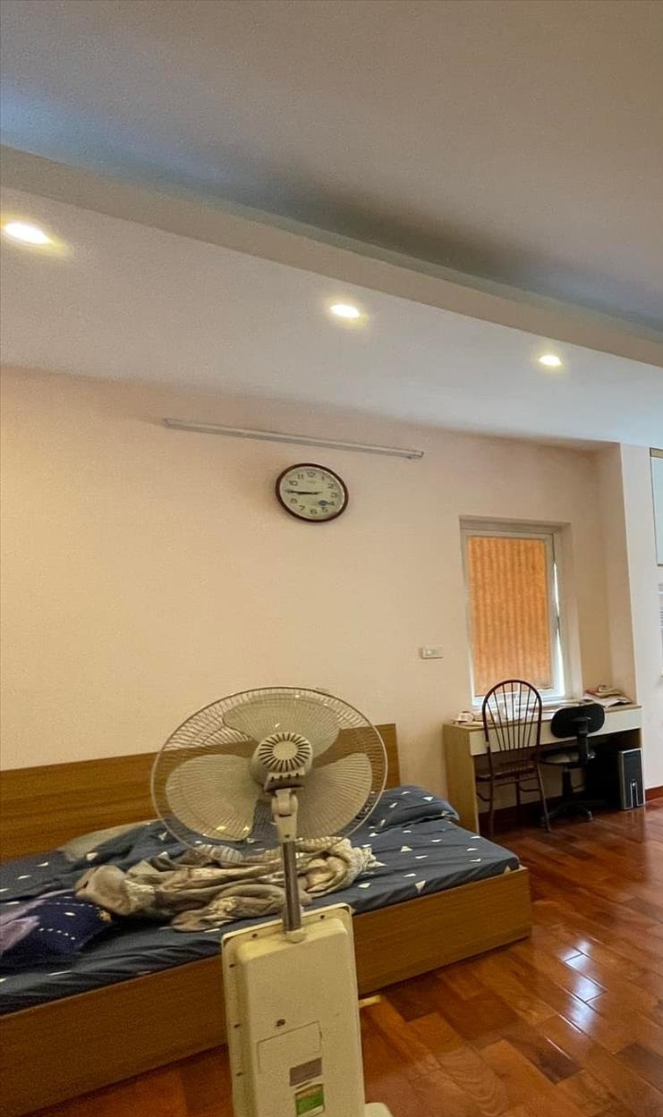Bán nhanh nhà mặt phố Hai Bà Trưng, Hà Nội pháp lý chuẩn