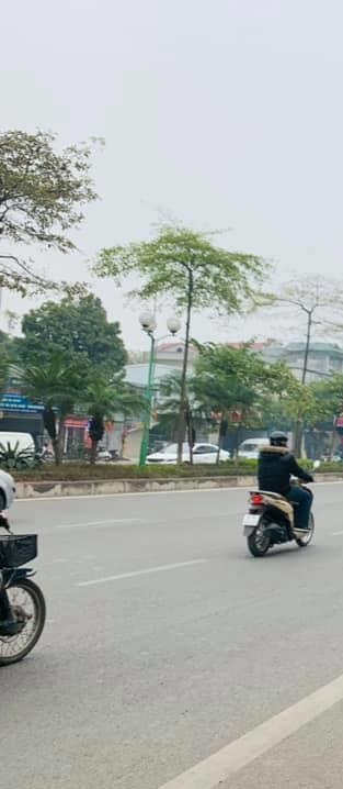 Chính chủ cần bán căn nhà mặt phố ở Đức Giang, Long Biên, Hà Nội