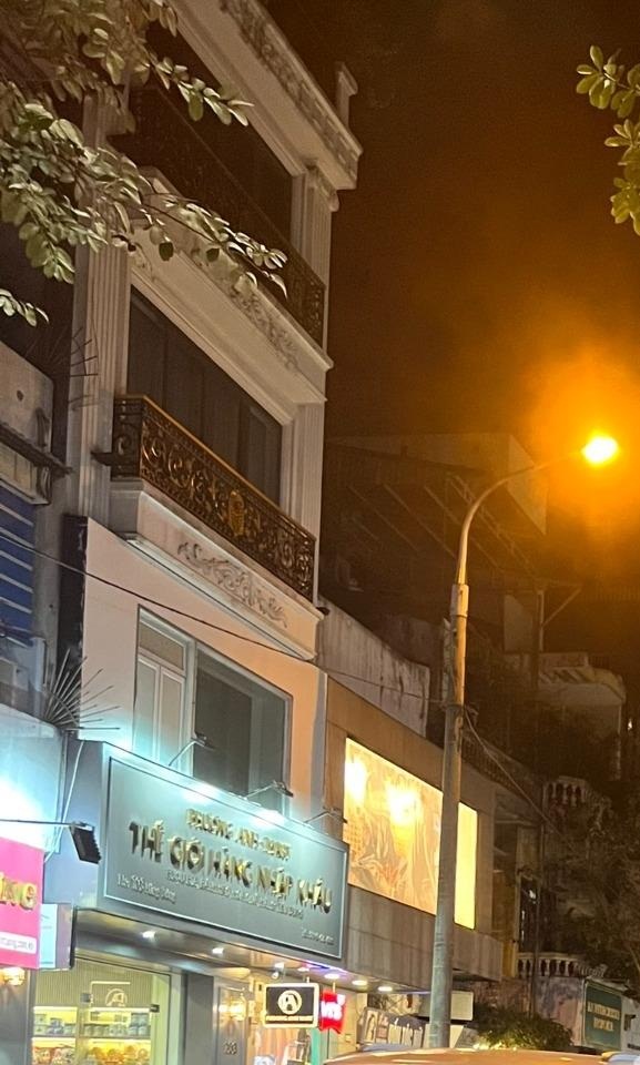 Bán nhanh căn nà mặt phố Hàng Bông, Hoàn Kiếm, Hà Nội giá 55 tỷ