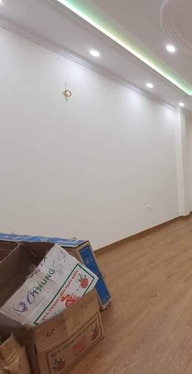 Bán gấp căn nhà mặt phố chính chủ ở Cầu Giấy, Hà Nội giá 19 tỷ