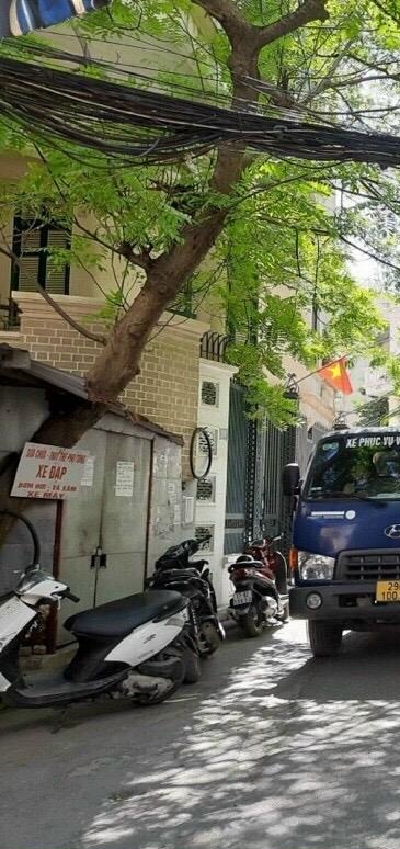 Bán nhà mặt phố Võng Thị, Tây Hồ, Hà Nội có giá bán 23,5 tỷ