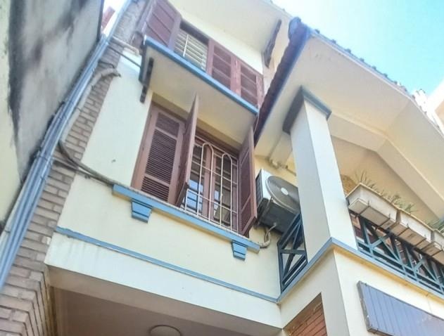 Bán nhanh nhà lô góc 3 thoáng mát phố ở Long Biên, Hà Nội 