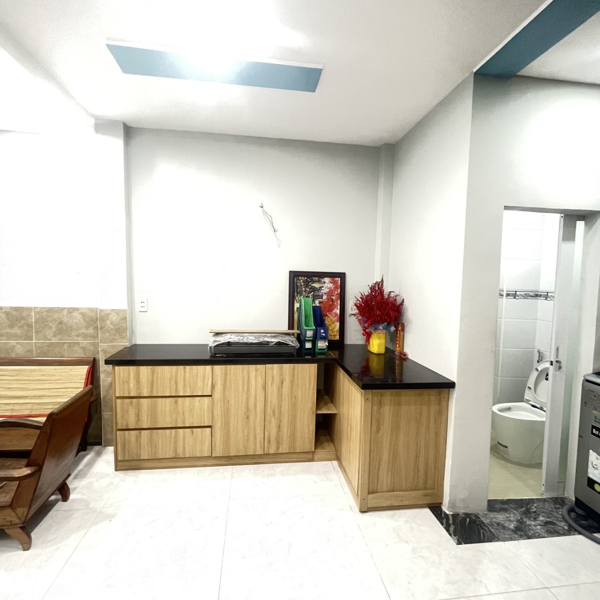 Cho thuê nhà nguyên căn hẻm Tôn Đản, quận 4