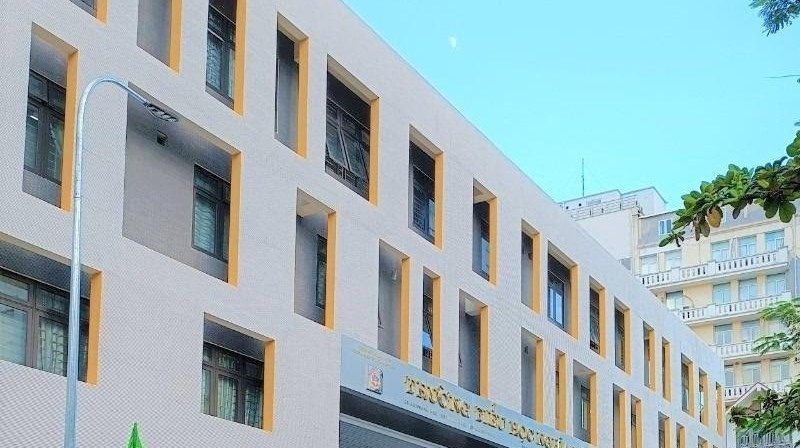 Bán căn nhà mặt phố Hoàng Quốc Việt, Quận Cầu Giấy, Hà Nội giá 16 tỷ
