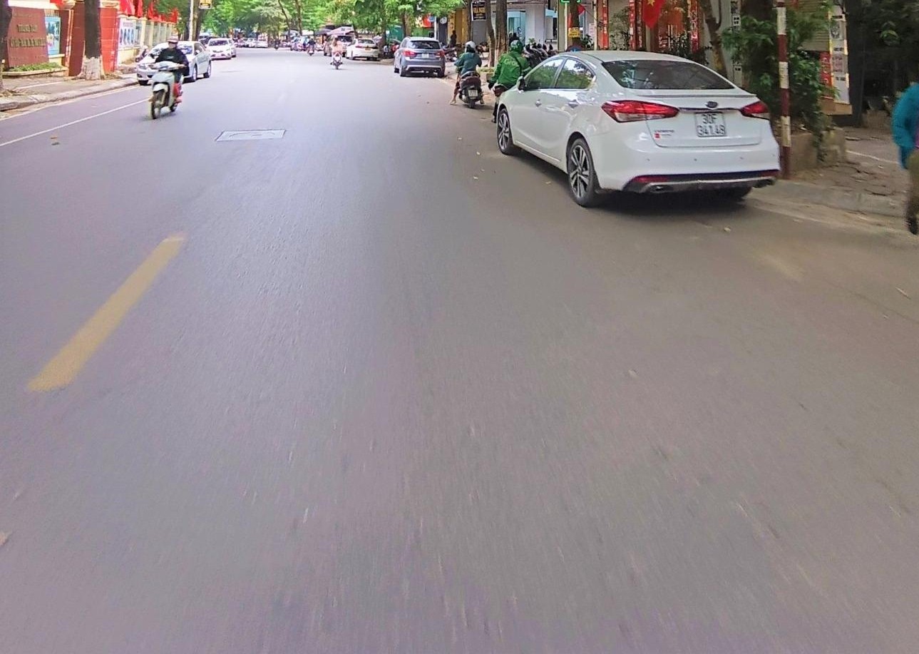 Bán nhà mặt phố đường Dương Khuê, Quận Cầu Giấy, Hà Nội có giá 14 tỷ 