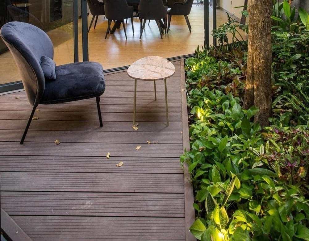 Bán nhà mặt phố Bồ Đề, Long Biên, Hà Nội chính chủ 7 tầng