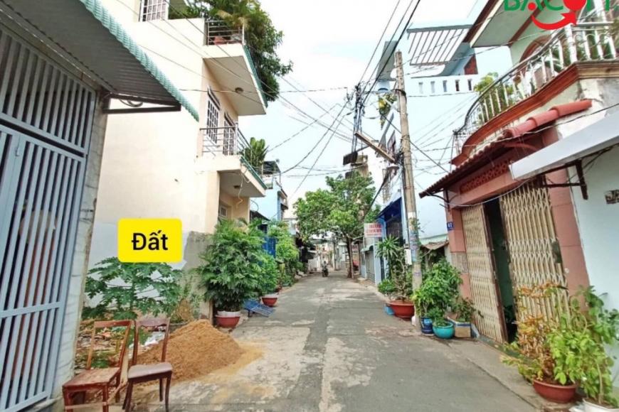 Bán Đất Cách Vòng Xoay Tân Phong Chỉ 300m, Đường Xe Hơi Tránh Nhau 2,4 Tỷ