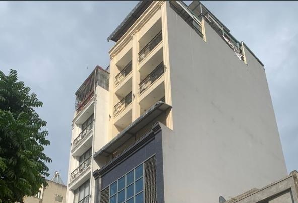 Bán nhà mặt phố 9 tầng ở Đội Cấn, Ba Đình, Hà Nội