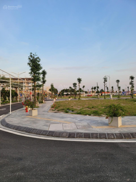 Bán đất nền dự án gần công viên Hồ Điều Hoà, diện tích 90m2
