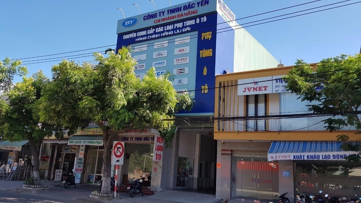 Cho thuê tòa nhà 3 tầng liền nhà xưởng mặt tiền đường Tôn Đức Thắng