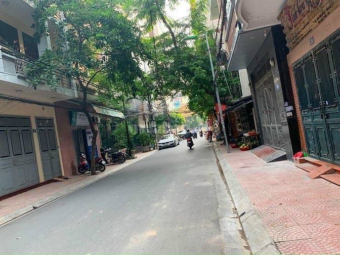 Bán gấp lô đất 42m và 65m Phân Lô Quân Đội 105 Xuân La, Ô Tô Tránh Thoải Mái, Vỉa Hè 1m