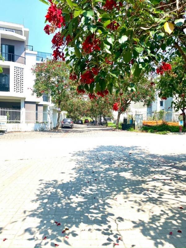 Bán đất liền kề Khu Đô Thị Mới Nam Đường 32 diện tích 85m2 MT 5m, hướng Đông Nam
