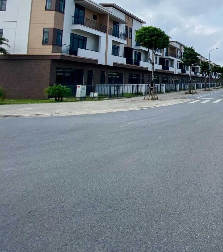 Bán shophouse dự án Centa Vsip Bắc Ninh vị trí đẹp, giá tốt