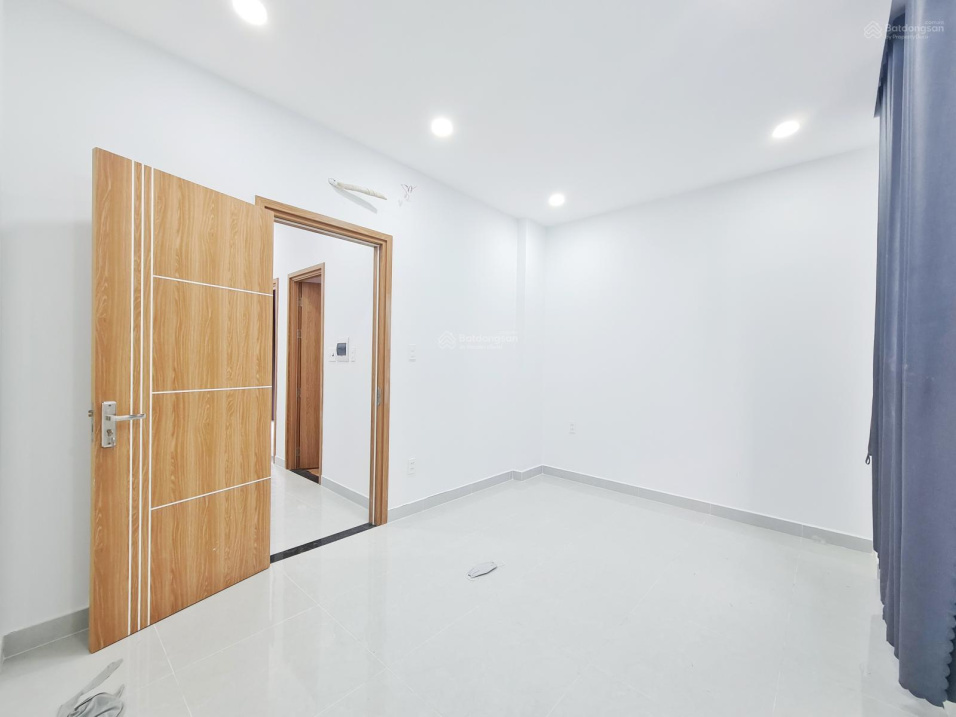 Cho thuê nhà liền kề nguyên căn ngay mặt tiền vành đai 4, Bình Dương