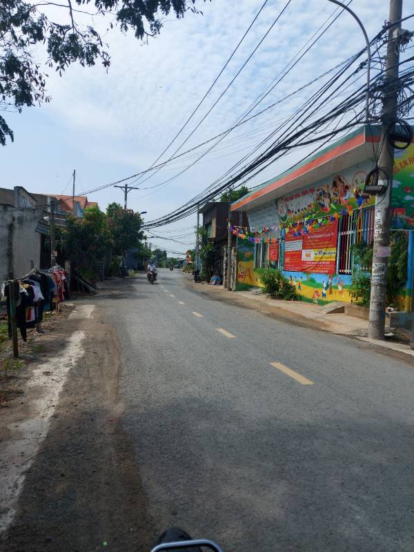 Cần bán lô đất ngộp Vĩnh Lộc B bình chánh 4m x 11m= 44m2 đường 6m thông