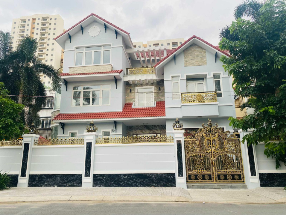 Cho thuê biệt thự Thảo Điền 600m2 tại đường Xuân Thuỷ, Quận 2