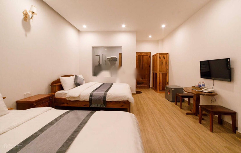 Cho thuê khách sạn diện tích 2400m2 tại Đường Yersin, Lâm Đồng