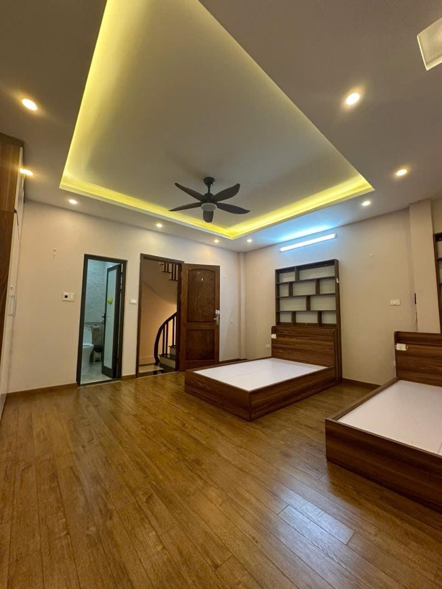 Bán nhà riêng ngõ 171 Đặng Tiến Đông Đống Đa 40,25m2, 6T, MT 5,5m Ô Tô Giá 6,85 Tỷ