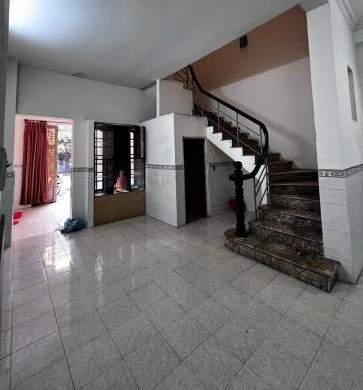 Bán nhà mặt phố thị xã Thuận An, Bình Dương giá tốt