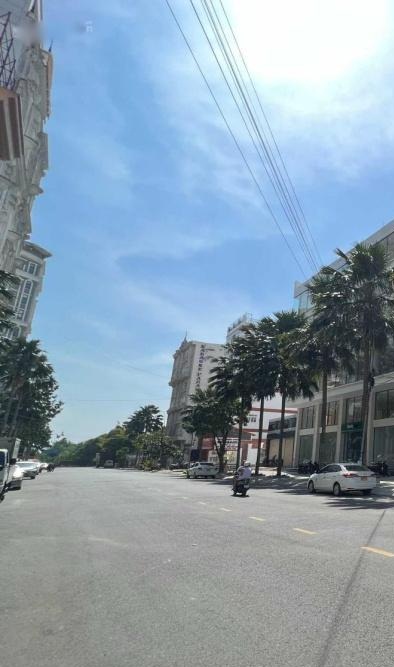 Cho thuê văn phòng mặt tiền mới 100% tp Ninh Kiều, Cần Thơ
