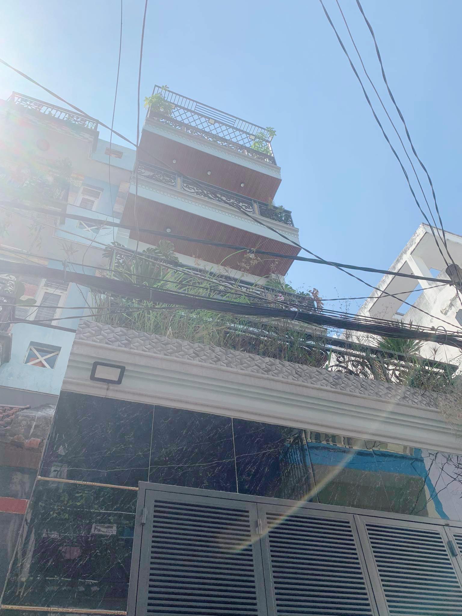 Nhà mới hxh 48m2-4tang ngay Emart Phan Huy Ích Gò Vấp - full nội thất xịn sò - 5ty nhỉnh 0932030061