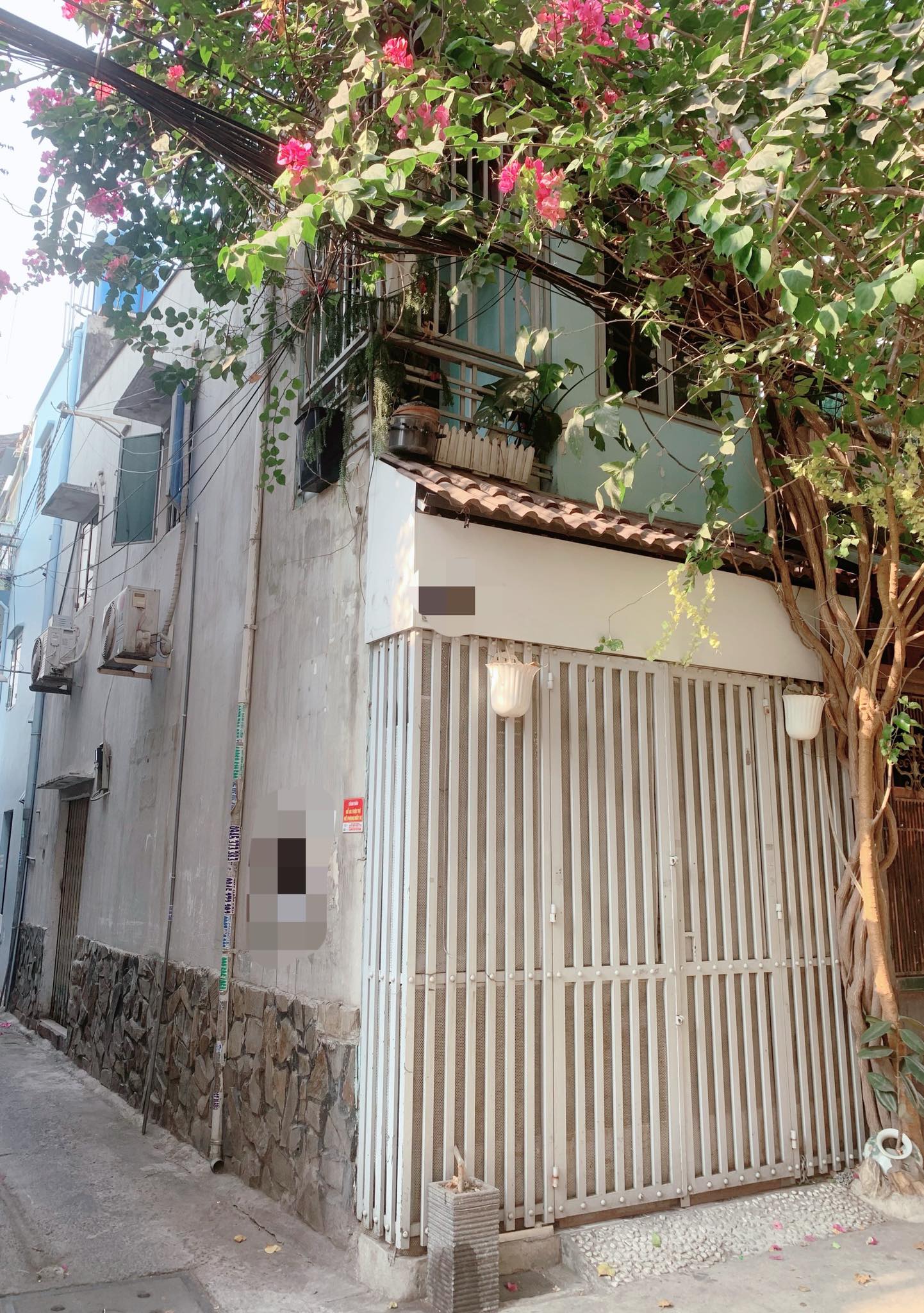 Bán nhà 2mt 22m2-2tang - hẻm xe tải Tân Sơn Nhì - nở hậu tài lộc, gần chợ Bà Quẹo - 3 tỷ nhỉnh 0932030061