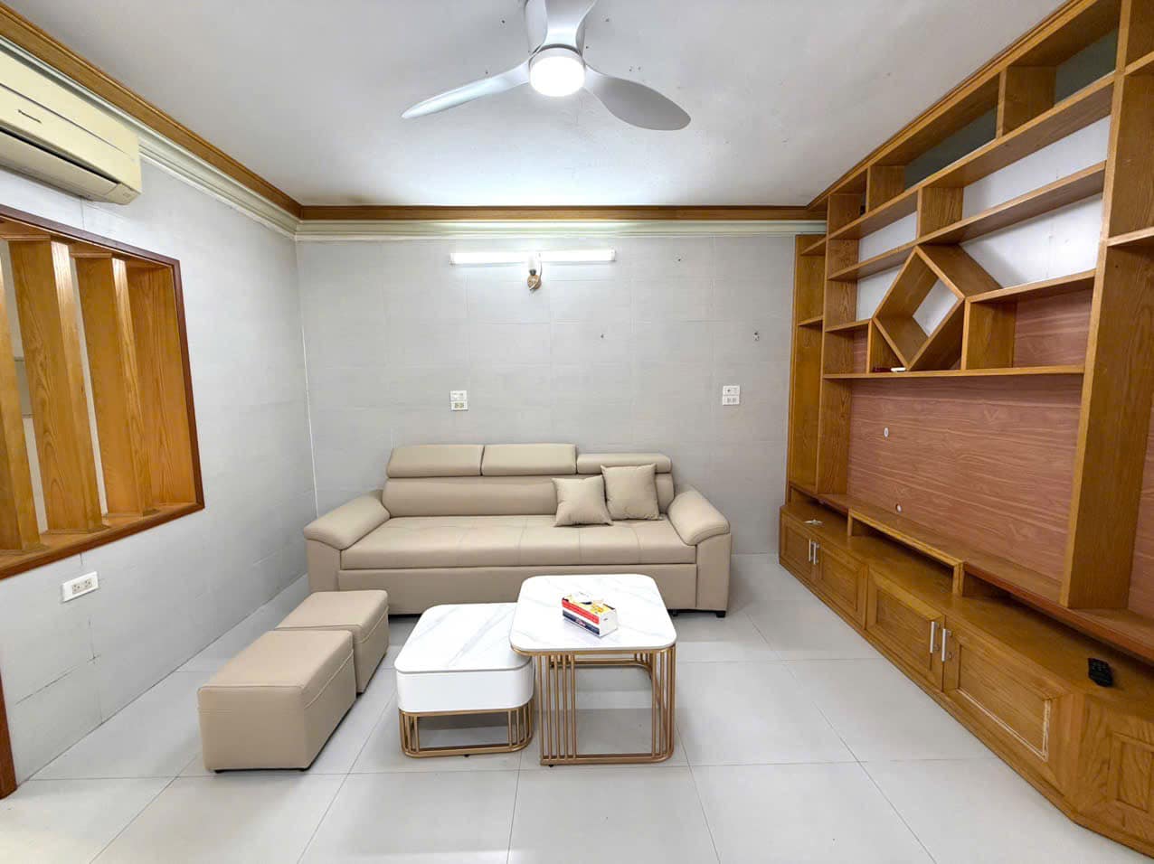 Bán Nhà Phố Trung Phụng 50m2, 5 Tầng Nhà Đẹp Gần Phố Giá Chỉ 7x Tỷ