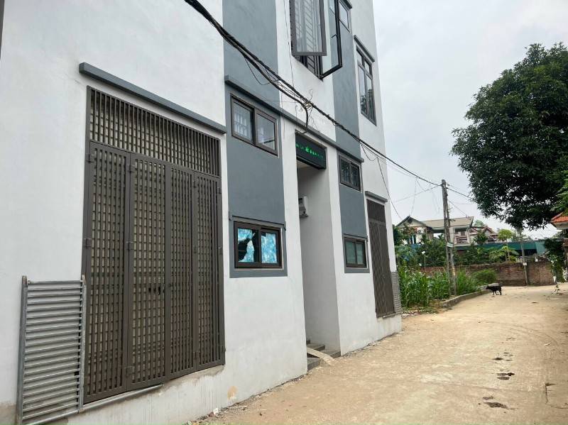 Cần bán 123m2 đất Làng Sinh Viên