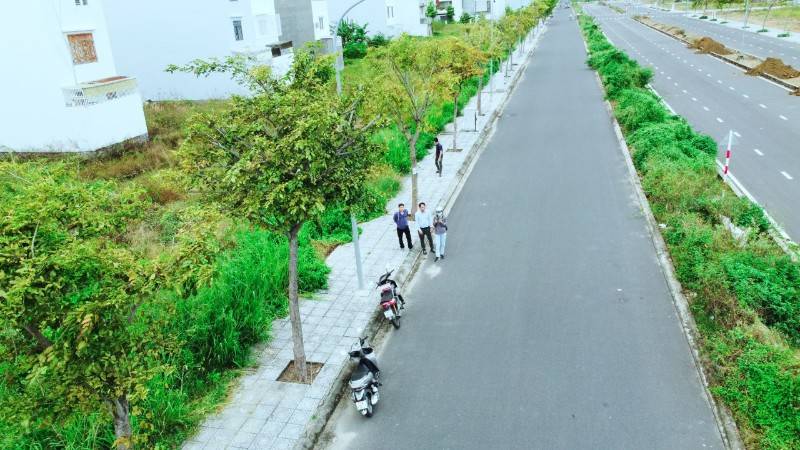 Lô góc 2 mặt tiền đường Võ Văn Kiệt 40m Nha Trang