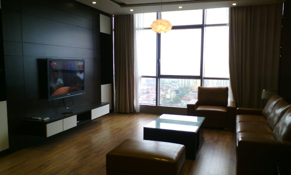 Cho thuê CHCC Eurowindow - Trần Duy Hưng, DT 160m2, 3 phòng ngủ, đủ đồ - 16/tháng 0989848332