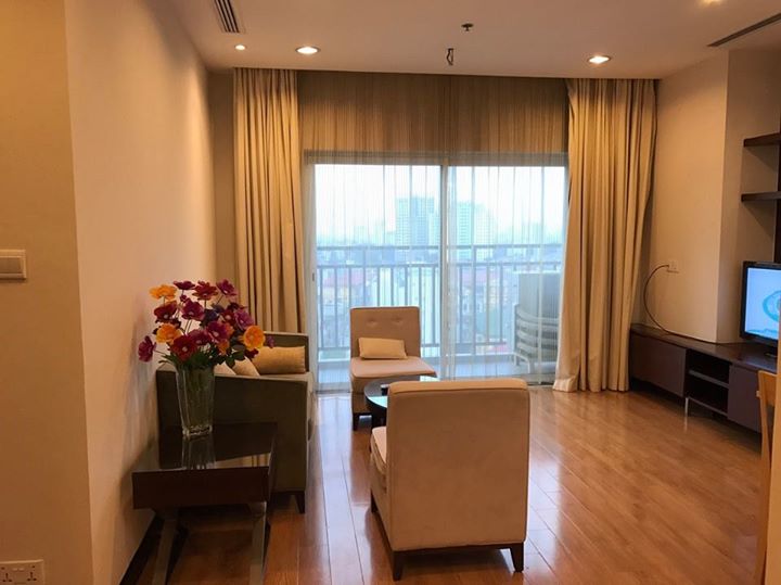 Cho thuê căn hộ 2 phòng ngủ có đồ tòa VP5 Linh Đàm