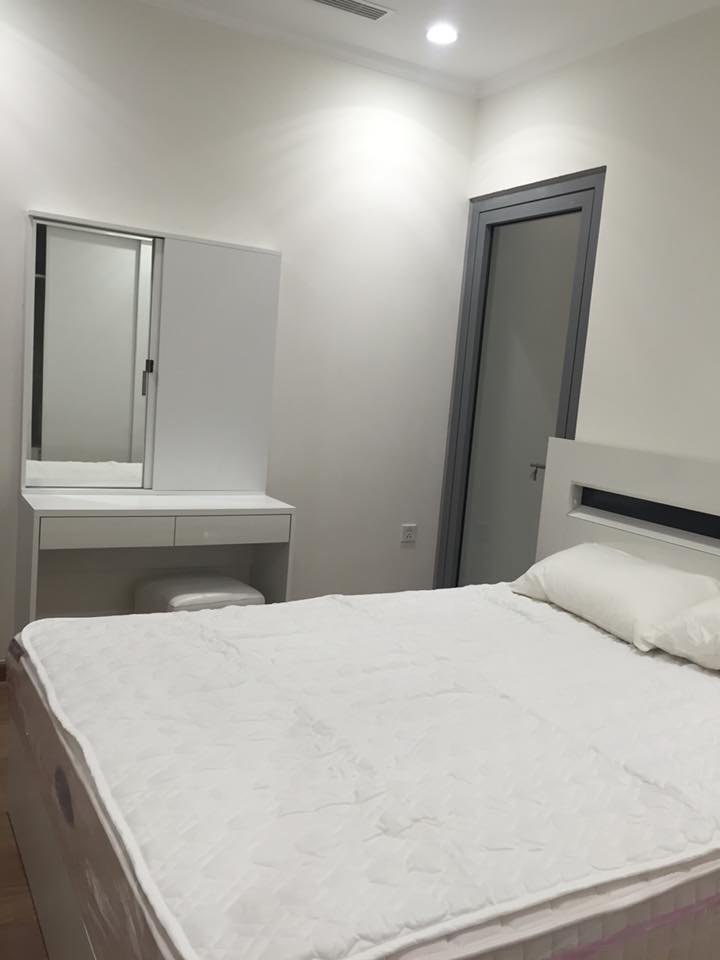 Cho thuê gấp căn 2PN Park 12, Park Hill Premium, DT 68m2, giá siêu rẻ, 12.5 tr/th