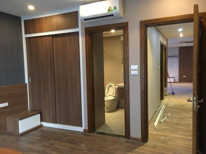 Cho thuê chung cư 87m2 có 2 PN, đầy đủ đồ ở tòa N07B3 cạnh công viên Cầu Giấy, giá 10 tr/th