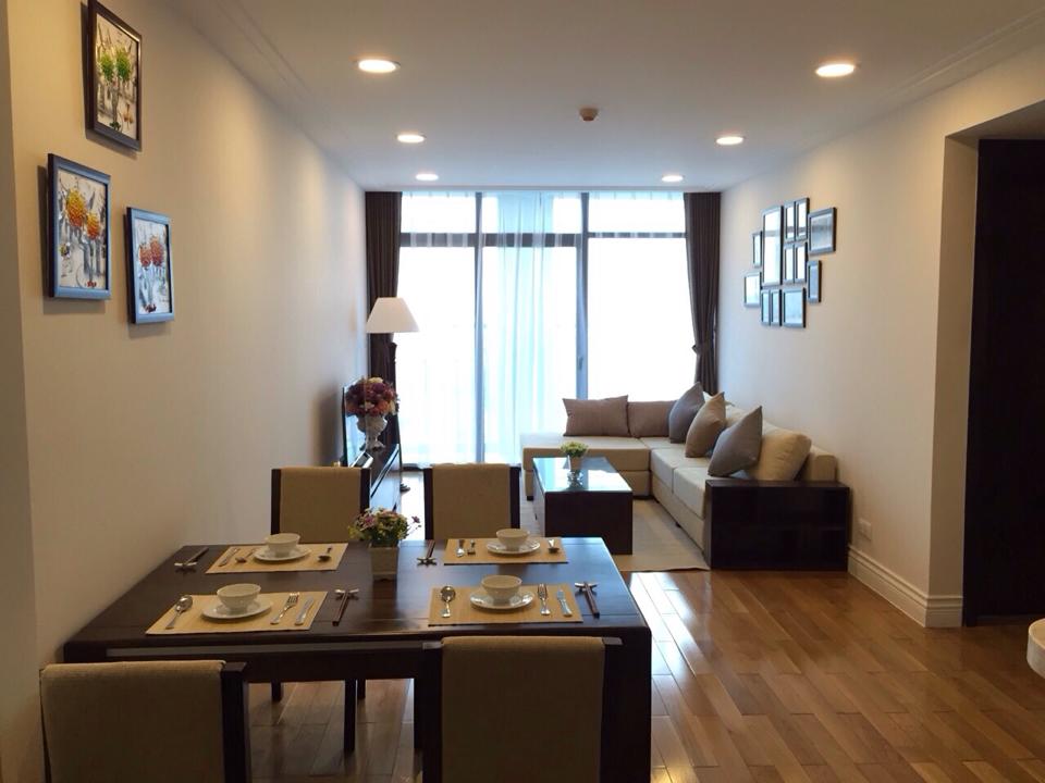 Cho thuê căn hộ chung cư ở Star Tower, 2 Phòng Ngủ ,full đồ 15 triệu/tháng