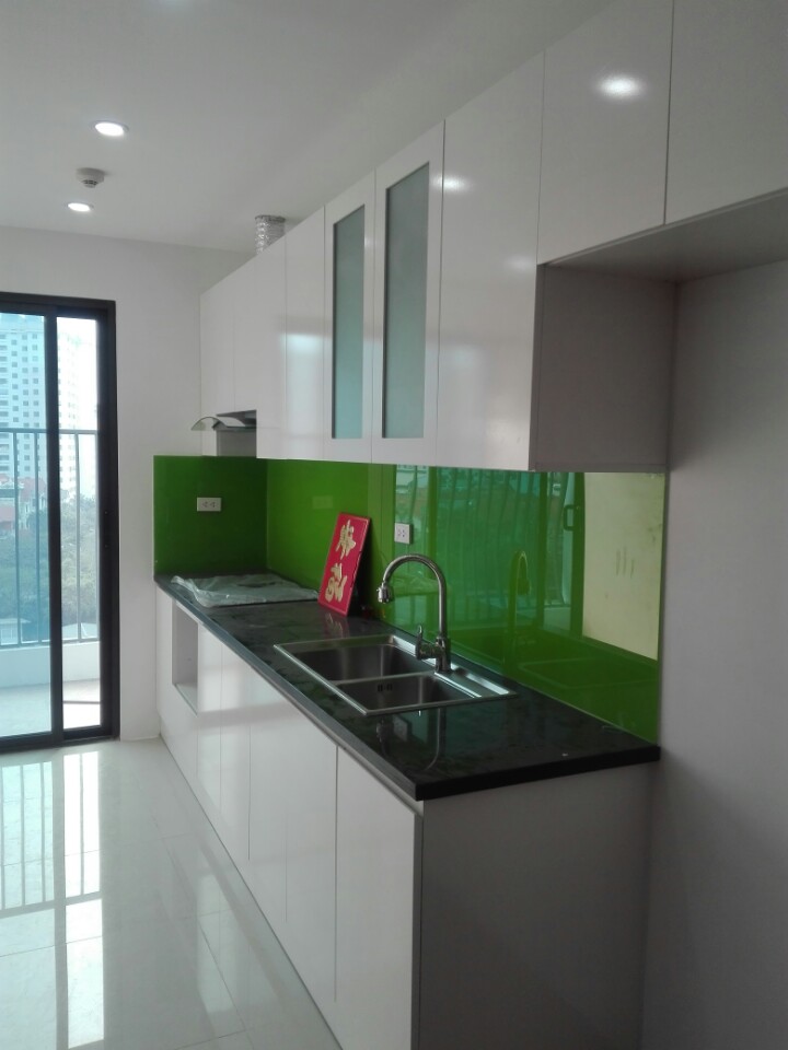 Cho thuê CHCC 125 Hoàng Ngân 3 phòng ngủ, đồ cơ bản, 13 tr/tháng nhà mới vào ngay