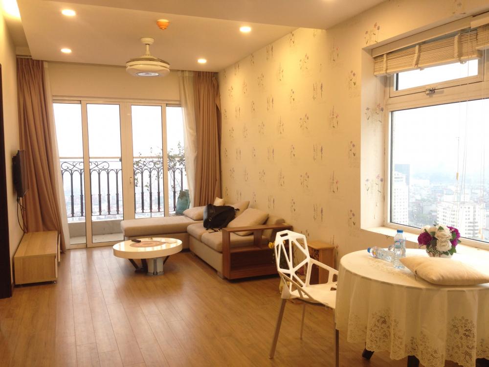Cho thuê CHCC Sky Light 125D Minh Khai, tầng 15 view đẹp, 80m2, đồ cơ bản, giá 9 triệu/tháng