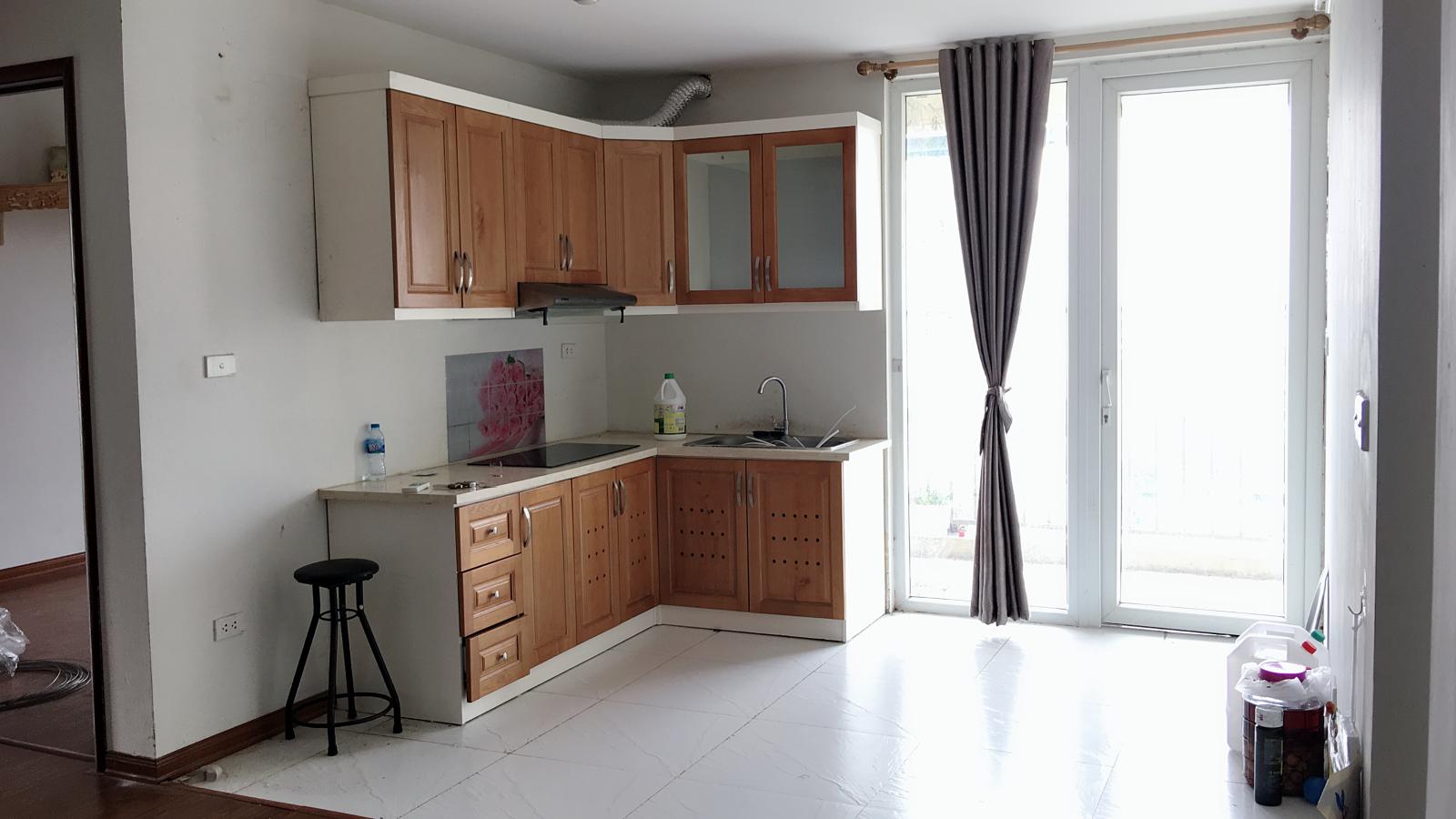 Cho thuê căn hộ chung cư hoàng gia tô hiệu hà đông 96m2 2pn 10tr