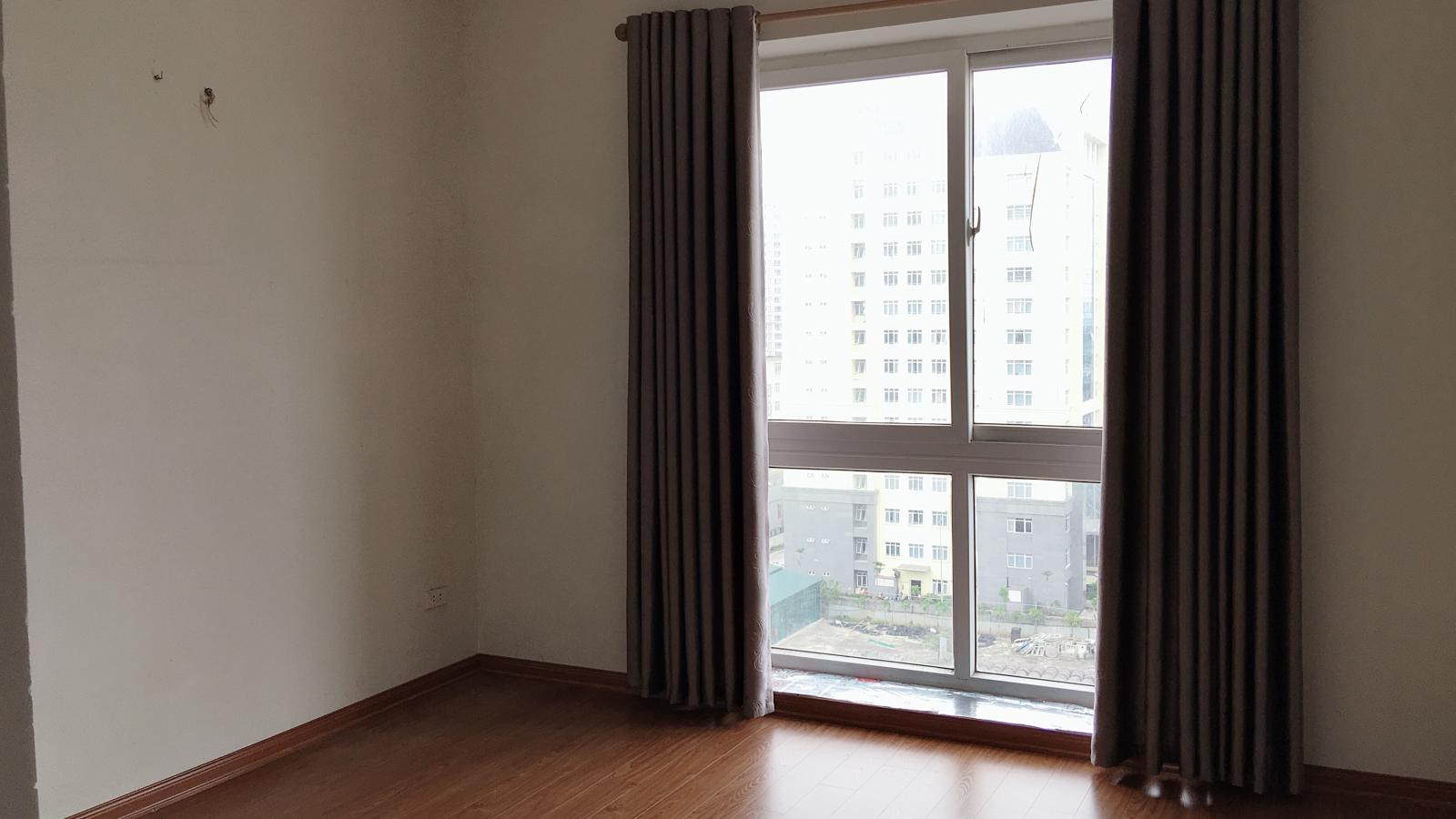 Cho thuê căn hộ chung cư hoàng gia tô hiệu hà đông 96m2 2pn 10tr