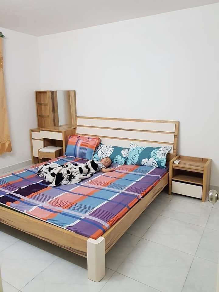 Cần cho thuê gấp CHCC Park Hill Times City 115m2, tầng trung, 3PN, đồ cơ bản, 12tr/th