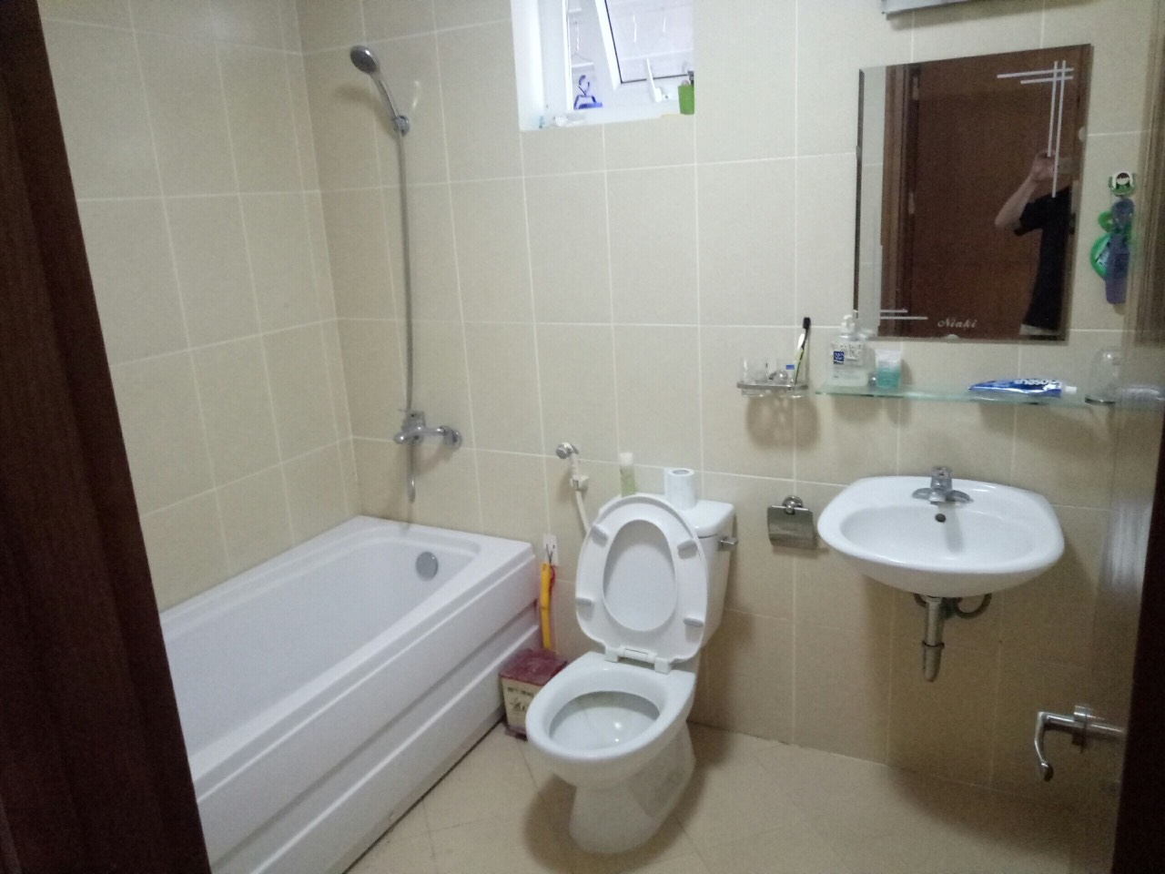 Cho thuê chung cư Victoria Văn Phú Hà Đông 100m2, 2PN full nội thất khách vào ở luôn được