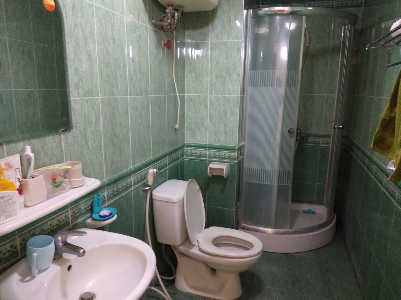 Cho thuê gấp căn hộ chung cư Vimeco 2, Nguyễn Chánh, 2 phòng ngủ, đủ đồ , cách BigC 200m