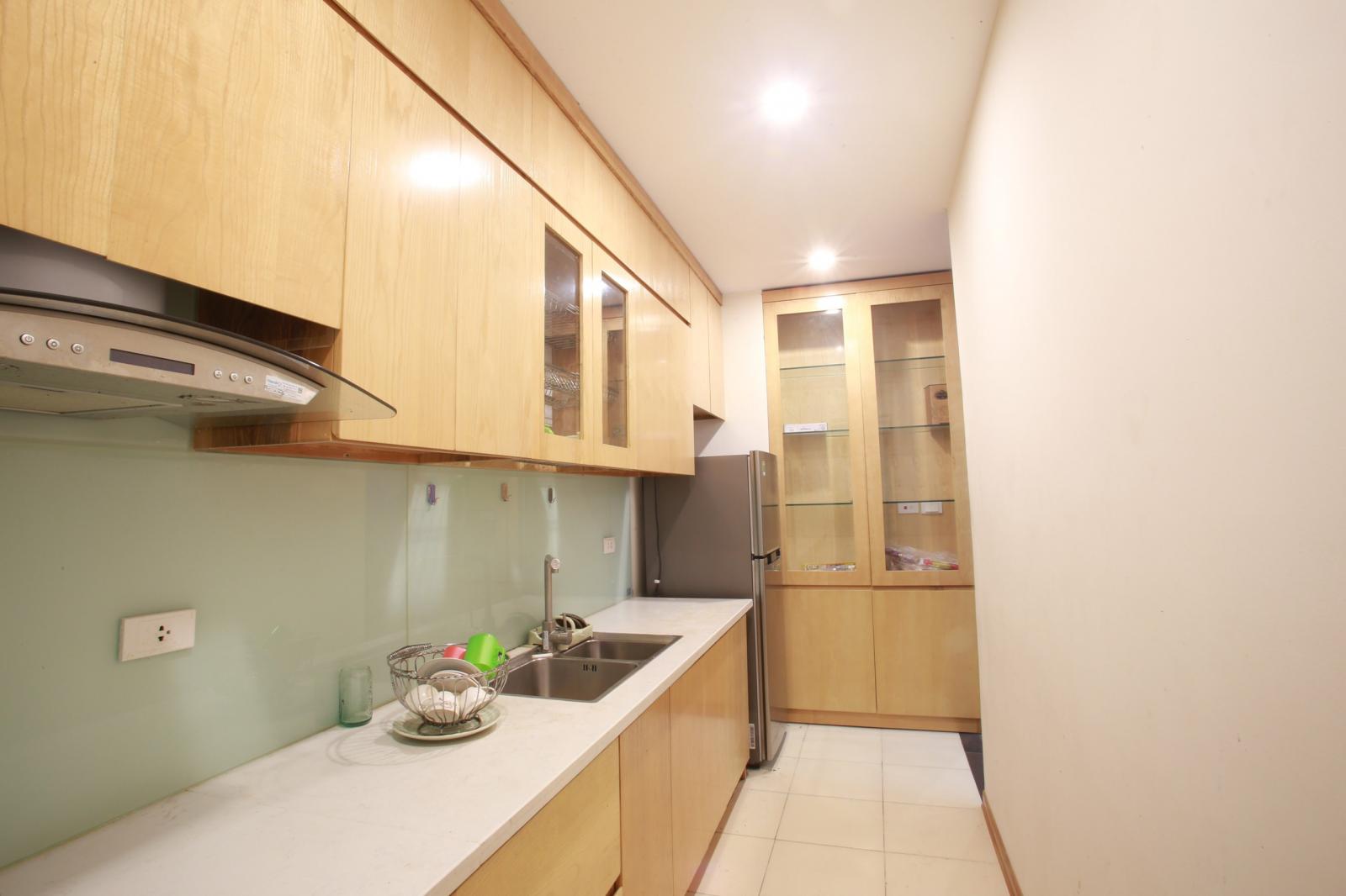 Cho thuê căn hộ Lạc Hồng Westlake phú thượng , Tây Hồ 85m 2PN full đồ 10tr ngay chân cầu Nhật Tân