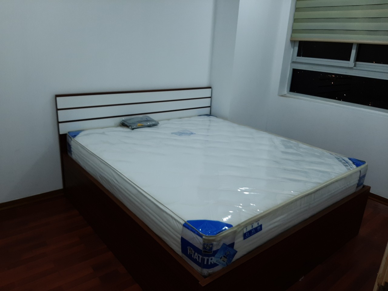 Cho thuê chung cư Udic Riverside 122 Vĩnh Tuy 65m2 2PN thoáng mát có đồ cơ bản, 9tr/th