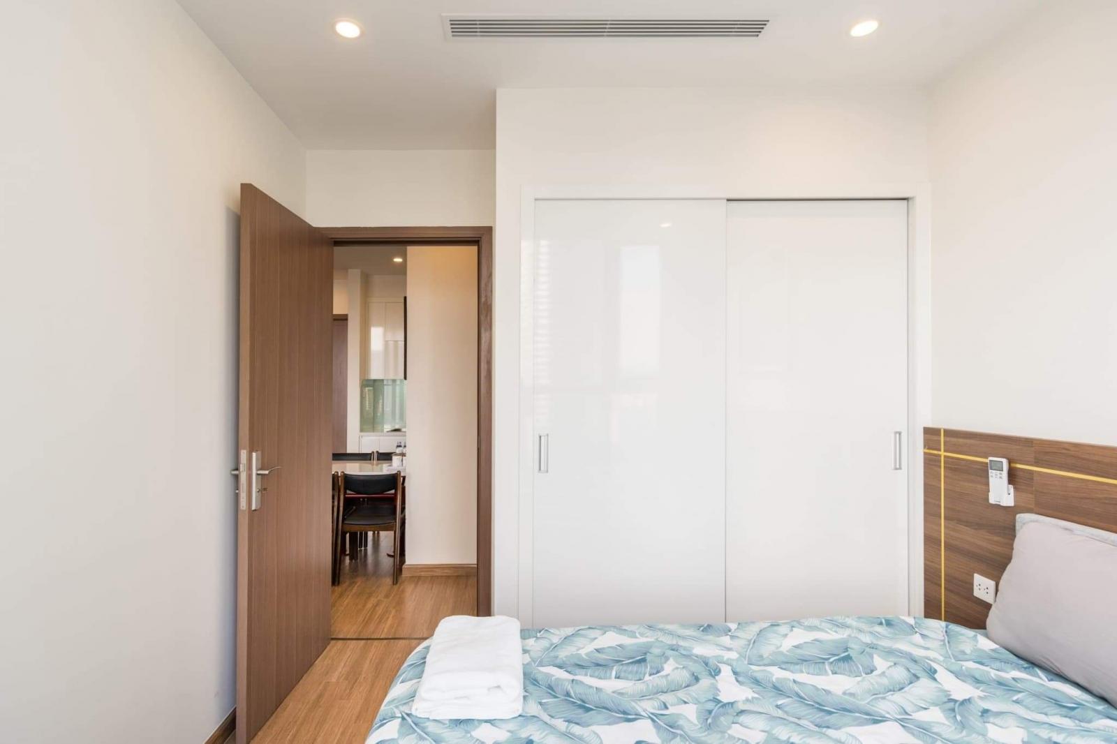 Cho thuê chung cư N01 T2 Ngoại Giao Đoàn, 135 m2, 3Pn, full nội thất cao cấp, 17 tr/th