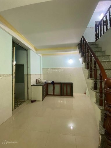 Cho thuê nhà 2 tầng tại Thuận An, Bình Dương chỉ 5 tr/tháng