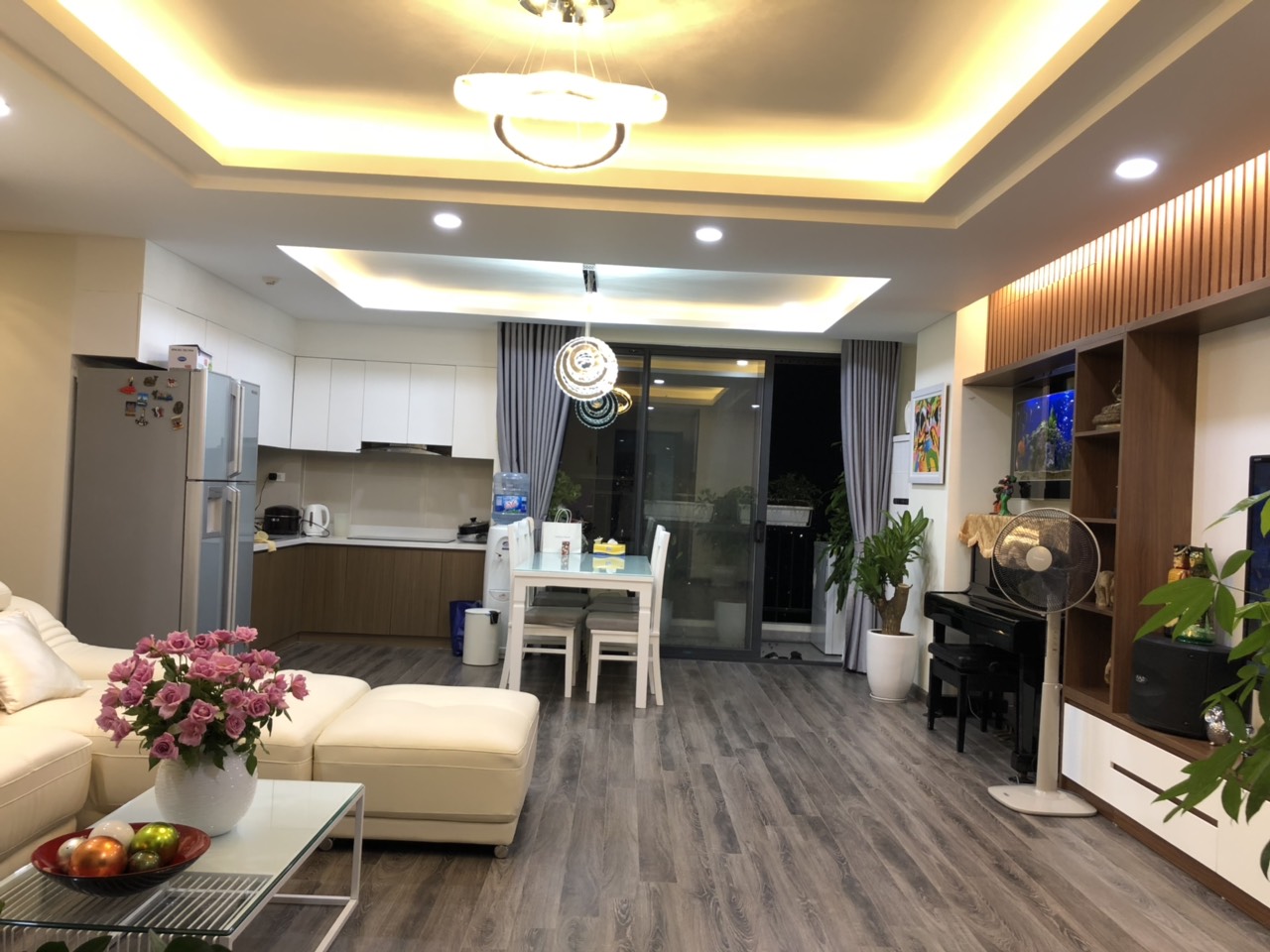 Cho thuê chung cư Hong kong Tower, 75 m2, 2PN, 2 wc, nội thất ngoại nhập, 18 tr/th