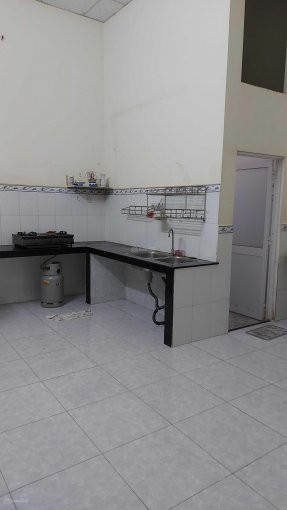Cho thuê nhà cấp 4 tại Tân Bình, Dĩ An giá 8tr/tháng