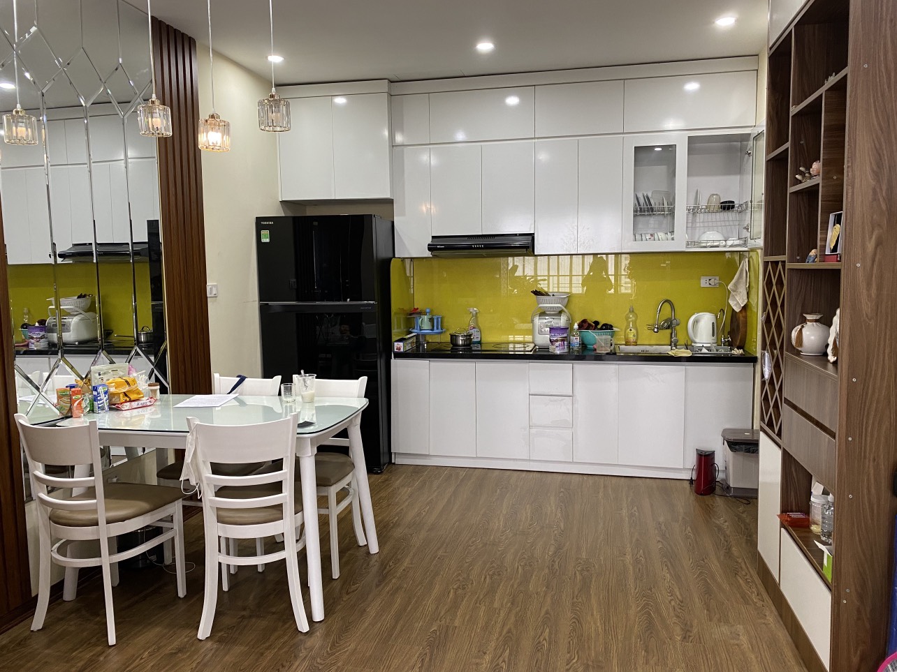 Cho thuê căn hộ chung cư Tháp Doanh Nhân, Hà Đông căn 60m 2PN full đồ mới 100% vào ở ngay
