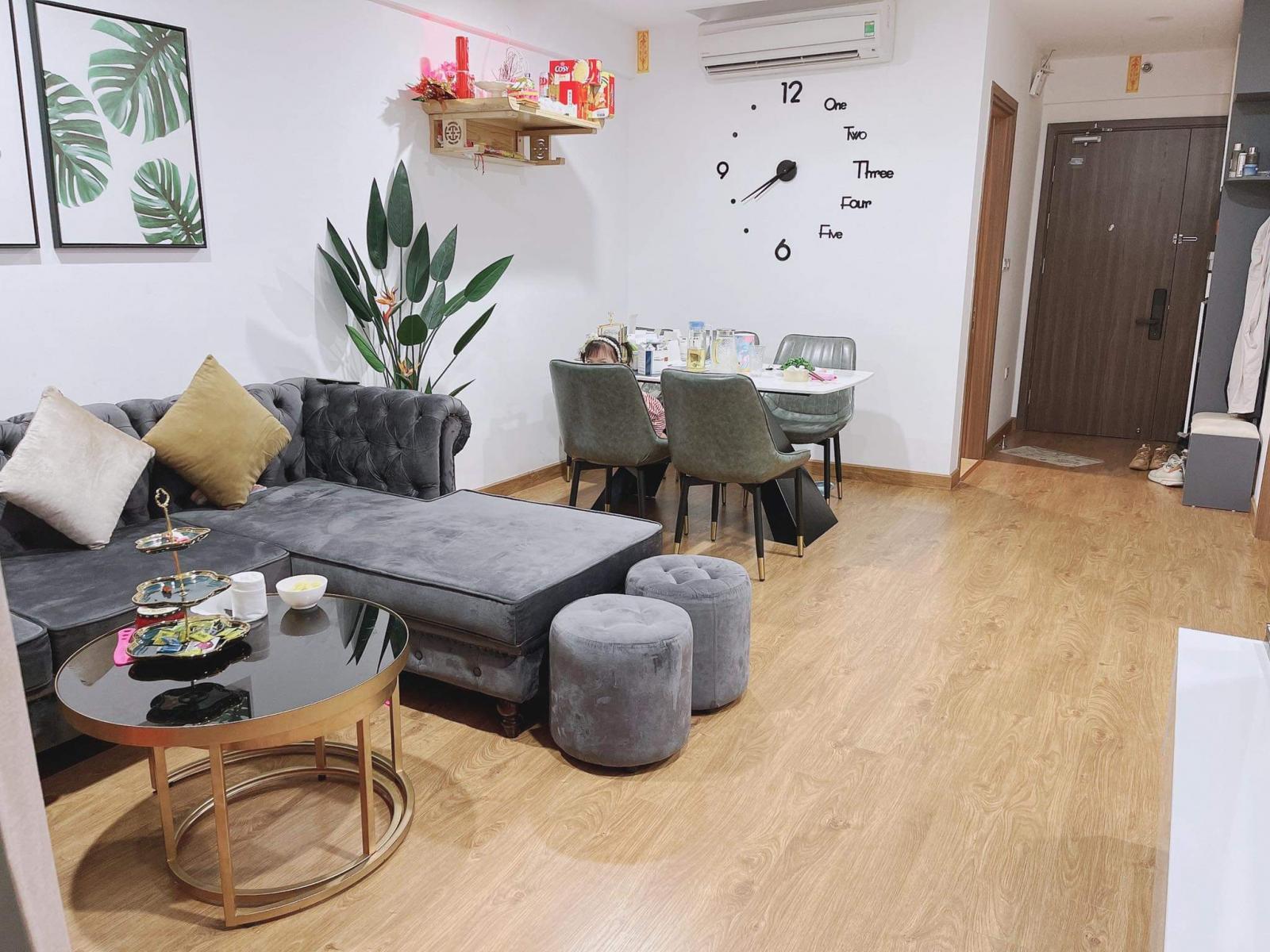 Cho thuê căn hộ 2PN 75m2 chung cư Amber Riverside Minh Khai thông với Times City đồ cơ bản