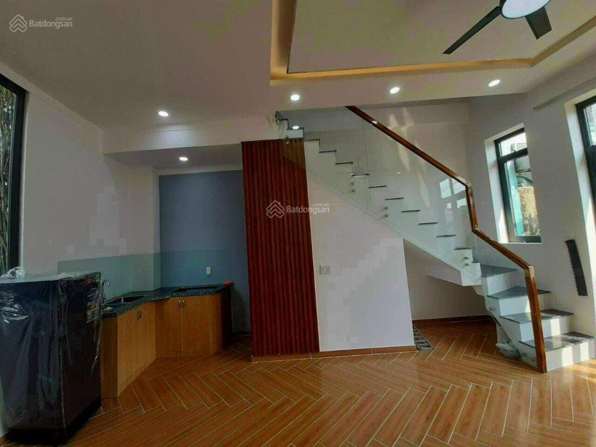 Cho thuê nhà tại Phú Hòa, Thủ Dầu Một giá 8tr/tháng